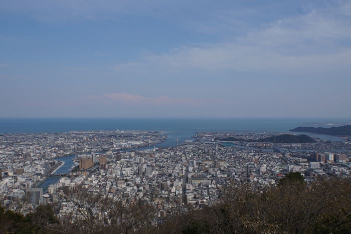 眉山山頂からの景色
