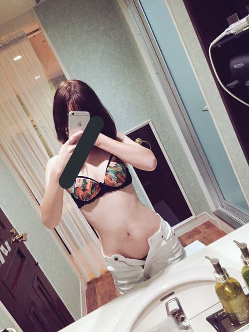 福岡で見つけたいエッチな女性1